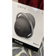 onyx studio7 harmankardon