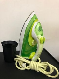 二手-飛利浦SteamGlide專利強效蒸汽熨斗(GC3720) 青蘋果綠