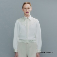 VICKTEERUT (ราคาปกติ 12500-.) Bomber Jacket with Piping and Smile Pocket Detail แจ๊คเก็ตบอมเบอร์ ตกแ