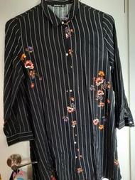 Floral top can bhe a kner length dress