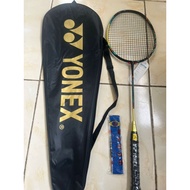 CARBON 27 LBS BADMINTON RACKET