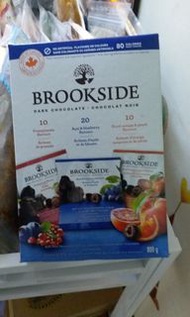 現貨 Brookside Dark Chocolate 盒装 黑巧克力 20g x 40包 (巴西莓和藍莓x20,橙和桃子x10,石榴x10)exp.  Nov 2023 $169
