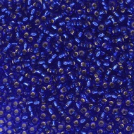 MIYUKI Seed Bead Dark Sapphire Silver Lined (RR20). 10gm/pack.