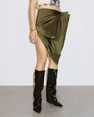 URBAN REVIVO - Chân váy quấn mini xếp nếp thời thượng UWA550001-SG1