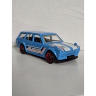 Loose Hotwheels Datsun Wagon510