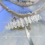 Diamond cat eye Nailbox