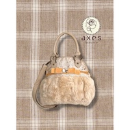 Second-Hand Authentic axes femme Fur Bag