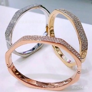 Industrial Style Gypsophila Female DEXTERA: Geometric Elements Bracelet Using 1 Schwarzkopf Bracelet