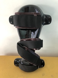 สเก็ตบอร์ดมือ (HAND SKATEBOARD)