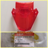 ฝาครอบไฟท้ายตัวใน สําหรุ่น FK110-E อะไหล่แท้ SUZUKI 35912-07H00-000