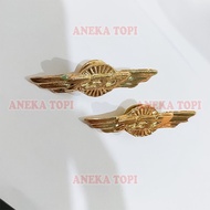Boeing 737 Airplane Pin Airplane Lapel Pin Boeing 737 Metal Pin Pilot Attributes - Various Hats