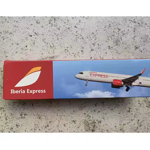 New 1:200 Scale A321NEO Spain IBERIA EXPRESS ABS Plastic Airplane Model Toys Aircraft Plane Assembly