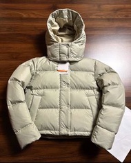 全新lululemon Wunder Puff系列短款羽絨