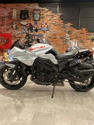 Suzuki 刀 GSX-S1000S KATANA 銀刃 總代理車