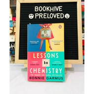 BONNIE GARMUS LESSON IN CHEMISTRY / HISTORICAL ROMANCE / PAPERBACK PRELOVED BOOK