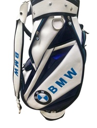 BMW 9” Golf bags ถุงกอล์ฟขนาดใหญ่ช่วยให้ตั้งได้มั่นคง สิ่งของในกระเป๋าได้รับการปกป้องแม้ในวันที่ฝนตก