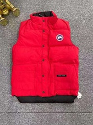 Canada goose 羽絨背心