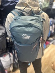 Lowe Alpine Active 22L 背包（買背囊送行山杖）