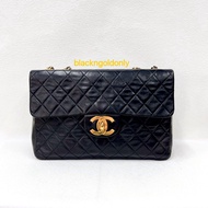 Chanel Vintage Maxi Jumbo Flap Bag Lambskin Black Victoria Beckham  中古 貝嫂 大號 單蓋 鏈條 黑金扣 羊皮 肩背包
