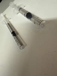 自製餵食草粉針筒1ml及3ml