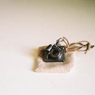人生 茄子 /  青銅相機項鍊