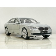 BMW 750Li (F02) Car Model Jingshang 1/18 Silver Gray Original Packaging/Brand New Car Model Brand Ne