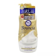 Cow_日本牛乳石鹼Bouncia美肌滋潤絲滑沐浴乳(舒緩花香味)340ml(4901525012805)(平行進口)