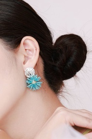 COR-DATE / 銀幣水藍色小綻放耳環
