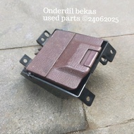 Mazda Capella 1988 right compartment