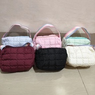 Imported bag Wanita Puffy Shoulder bag RainbowTALI Travel bag, Thick, Modern Puffy Cosmetic bag
