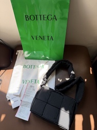 @Bottega Veneta BV Small Padded Cassette Tech Black NYLON 斜揹 6格 尼龍