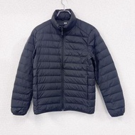 古著優衣庫超輕羽絨服，90%羽絨，黑色，小號
