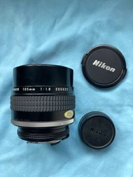 Nikon Nikkor 105mm f1.8