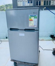 雪櫃 嵌入式迷你雪櫃 Winot MT89D 81L 雙門  迷你 85CM高 新款 二手電器 清倉大減價 最新款 貨到付款 精選貨品 襟用款 好物推介 洗衣機 二手雪櫃 搬屋 裝修 租樓 地產 電器