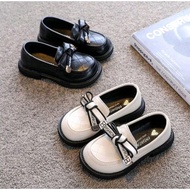 Docmart fashion women'ssepatu anak GGWanita - Latest trendy Docmart children's shoes 2025