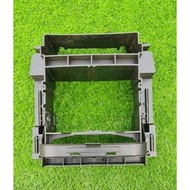 Mercedes Benz W203 C200 Centre Aircond Panel Bracket