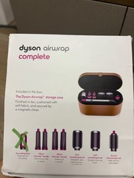 Dyson Airwrap complete tools
