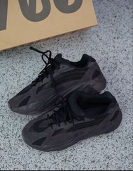 Adidas Yeezy Boost 700 V2 Vanta FU6684