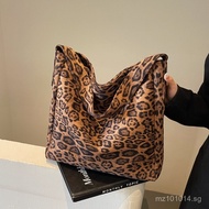 Tote Versatile Large Capacity Bag Retro Leopard Print2025Underarm Bag for Women, Lazy Style, Single 