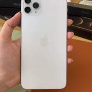 Apple iPhone 11 Pro Max 256G 6.7寸大螢幕，電池效能100 %，功能全部正常運作，已...