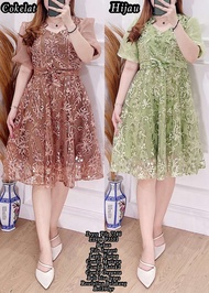 DRESS WANITA TANGAN PENDEK BAHAN TILE BROKAT-DRESS NATAL WANITA KEKINIAN MODEL SIMPLE MEWAH DAN ELEG