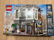Lego10251