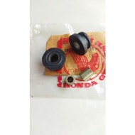 80110-107-780 Cushion,Rubber dumper rear fender fender mount cb 100 125 cg s90 s90z benly s110 gl 10