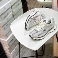 Nike Zoom Vomero5 Photon Dust Silver