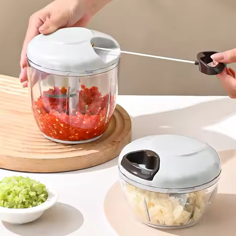 500ML Pull-string Type Manual Garlic Press. Sharp Blade. Meat, Chili Peppers, Nuts And Spices Can Al