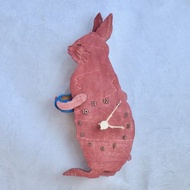 日本野兔享受大吉嶺 桃花心木彩色時鐘 木製掛鐘