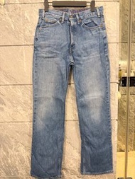 Levi’s x Valentino 517 微喇叭牛仔褲
