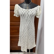 2hand dress.
