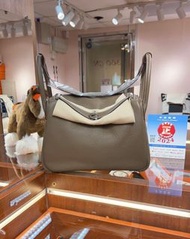✨門市現貨✨Hermes Lindy 30 大象灰銀扣