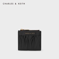 CHARLES and KEITH CK6-10840324 กระเป๋าสตางค์ใบเล็กแบบพับหน้าสำหรับผู้หญิง